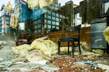 NYC , Stuhl mit Glaswolle.jpg