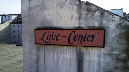 Love Center Breitegasse.jpg