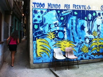 Rio de Janeiro,  Pra Frente.jpg